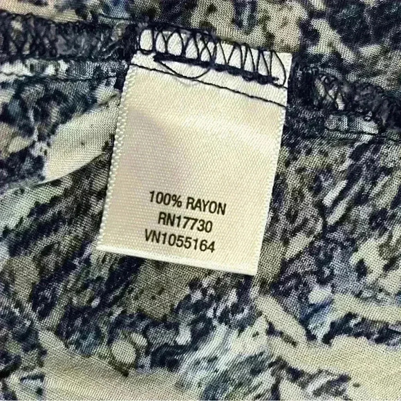 Converse One Star Sleeveless Blue Casual Mini Skater Dress Rayon V Neck Size XS - Picture 5 of 7